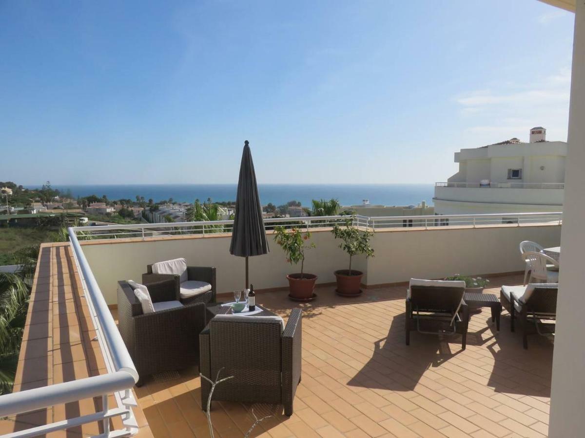 Sweden - Floor One Bedroom With Sea Views - Rs * Lagos