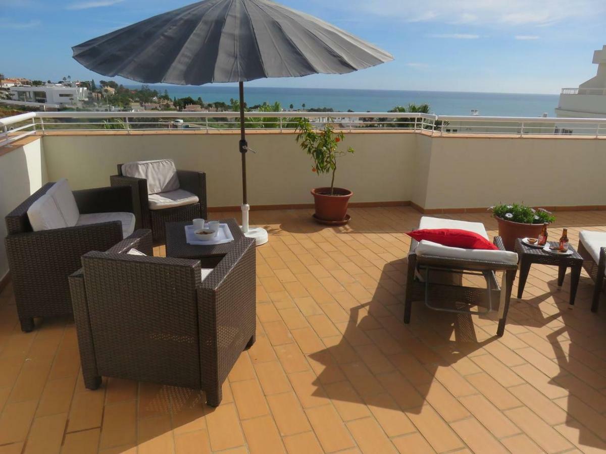 Sweden - Floor One Bedroom With Sea Views - Rs * Lagos